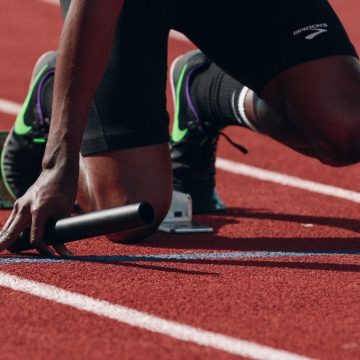 runner-starting-block