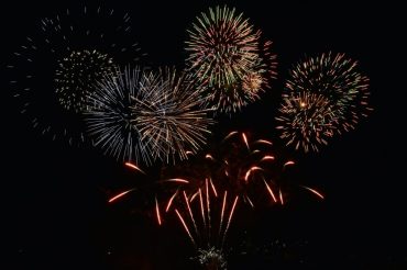 fireworks-grad-2024-unsplash